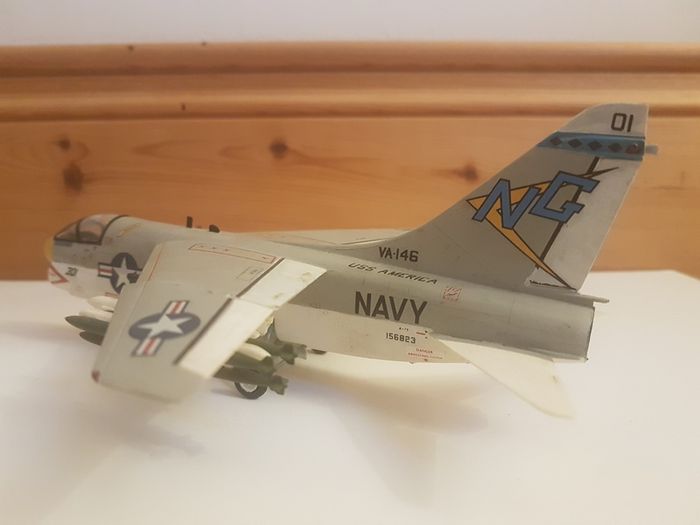 Built 1/72 Airfix Vought A-7E Corsair II USN US Navy Italeri Revell