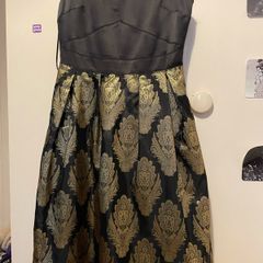 Beautiful black gold gala Oasis dress, with the tag, size 8