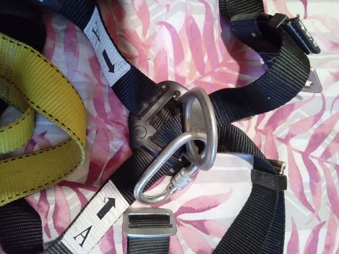 Portwest protection harness fall back and Fp21 lanyard