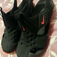 Nike sunray UK13.5