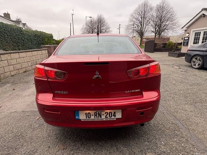 Mitsubishi Lancer