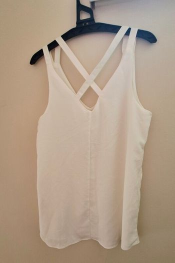 Rivrer Island off white sleeveless criss cross top