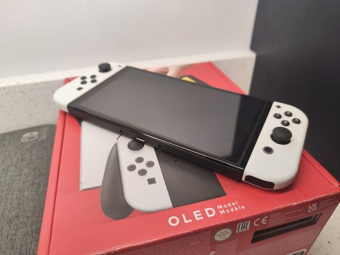 Nintendo Switch OLED As New White with 2 Games