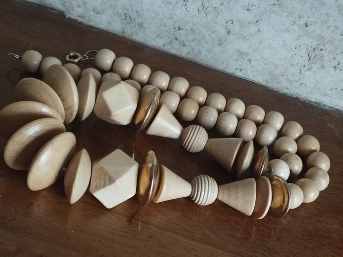 Beautiful necklace.
