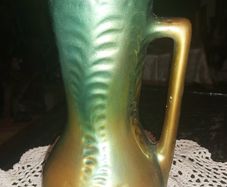 Large and precious antique eozin vase