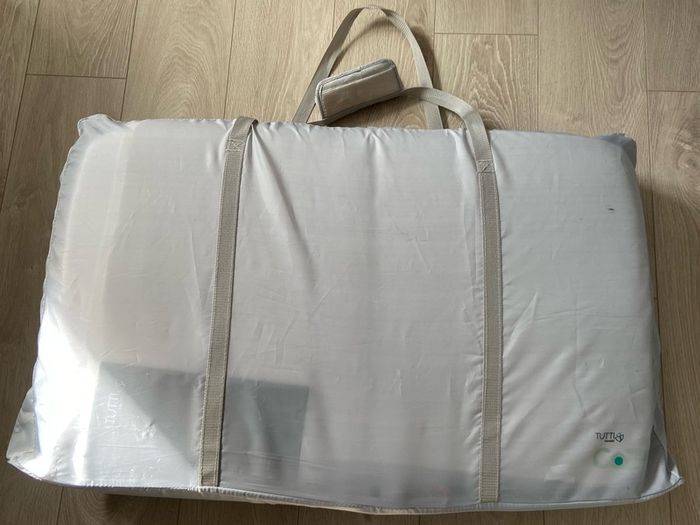 Tutti Bambini Bedside Crib (with mattress & mattress protector)