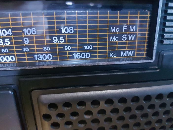 Vintage Radio and Tape Player-Recorder, everything working great and in excellent condition