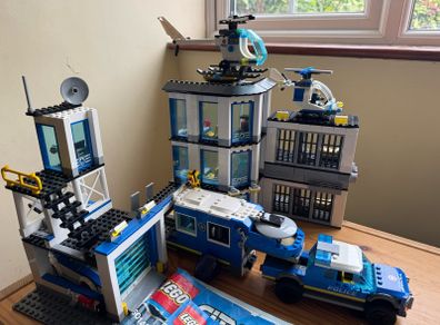 Police Lego sets