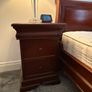 Bedroom furniture set Image 6