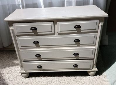 White Chest of Drawers