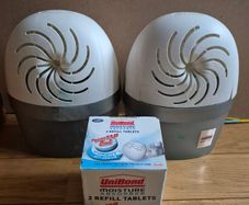UniBond Moisture absorbers /dehumidifiers
