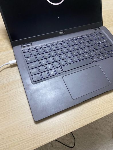 Dell Latitude i5 pro 8/256 windows 11