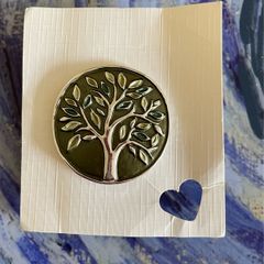 magnetic brooch for scarves/shawls/ponchos