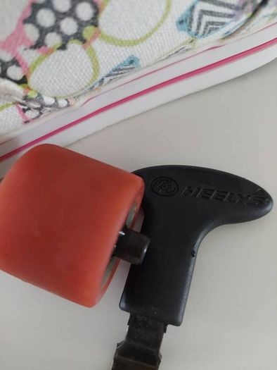 Genuine Heelys Fast Style Uk 2 / Eur 34