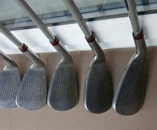 Golf Irons by Yonex.6-Sw. 7 clubs.