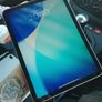 2026  Ipad + Magic keyboard Image 2