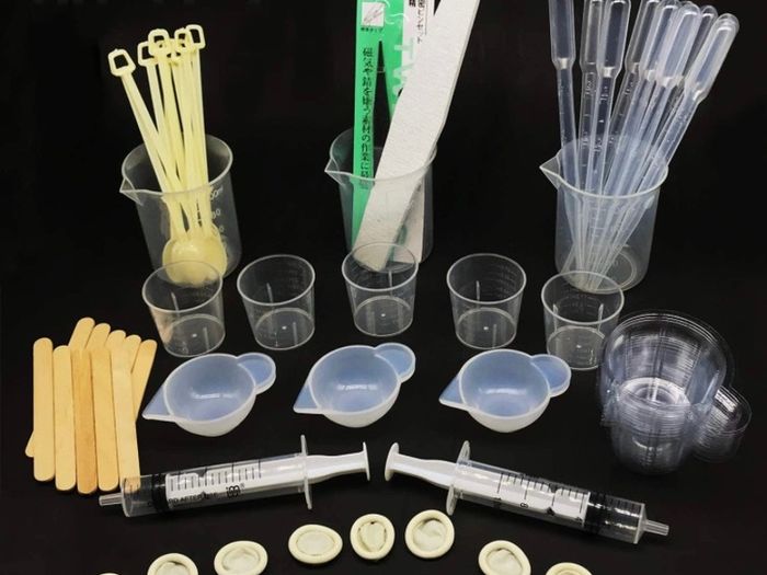66 PCS Epoxy Resin Tools Kit, Silicone Mold Tool Included Measuring Cup, Silicone Mixing Cups, Tweezers with Mixing Sticks, Dropping Pipette, Finger Cots, Sanding Strip for Jewelry DIY (FREE POSTAGE)