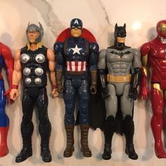 Marvel 28cm Action Figures x 5