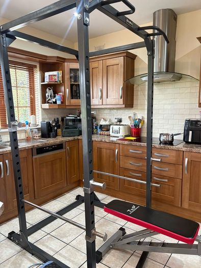 Beautiful Full Gym Weightlifting Set Up, Power Rack, Olympic Bumper Weights, Bench + Dumbbells +more