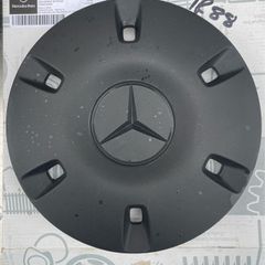 Mercedes hub cap