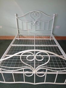 Double Bed
