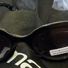 Tommy Hilfiger Womens Square Monogram Sunglasses