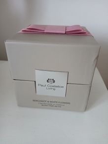 Paul Costelloe candle - Bergamot & White Flowers