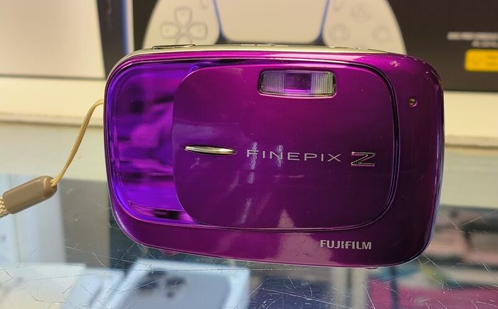 Fujifilm FinePix Z Series Z35 10.0MP Digital Camera - Purple