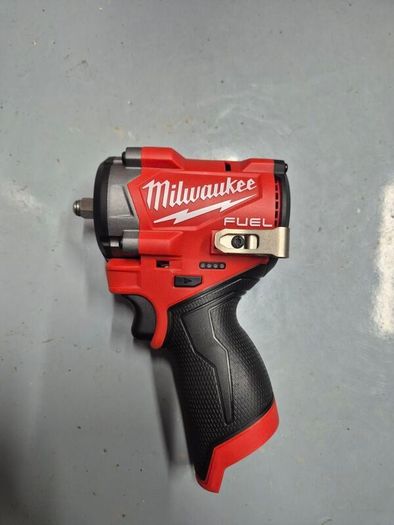 Milwaukee M12 Fuel 3/8' Gen 3 Stubby Impact Wrench Body