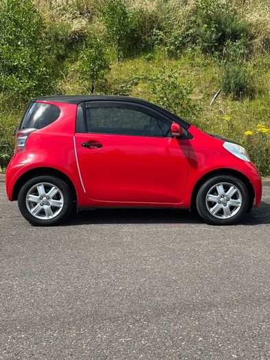 L@@k TOYOTA IQ only 56k new nct