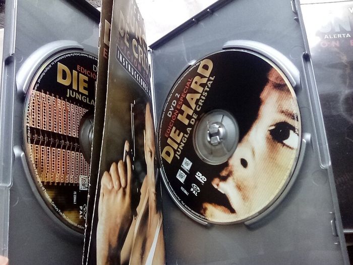 Special Edition DVDs: Die Hard 1 & 2