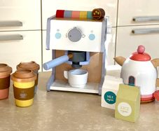 Wooden Coffee Machine & Kettle