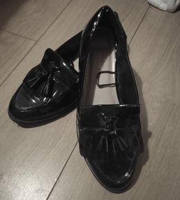 Womens shoes