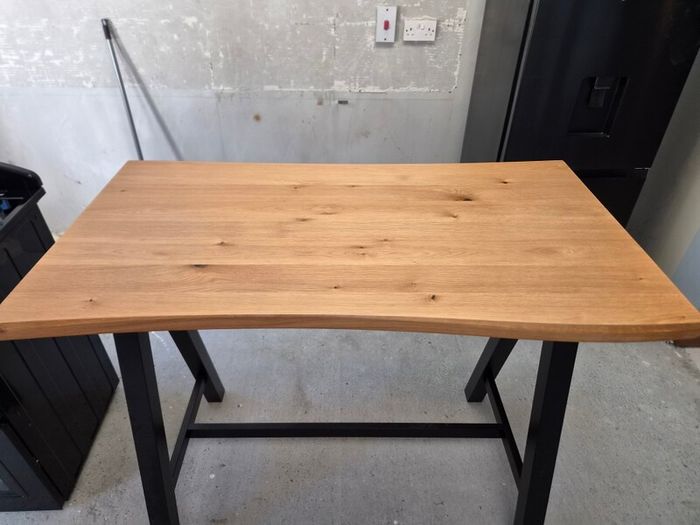 Bar Table