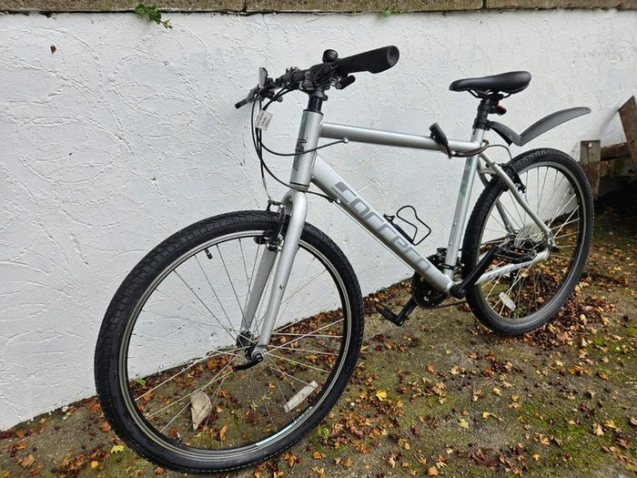 Carrera Parva Womens Hybrid Bike