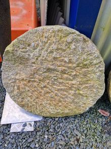 Mill stones