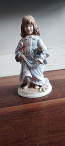 Rare Antique "Lullaby" Figurine 2925 In A Limited Edition Of 9500 Hand Scripted by Sheila Mitchell