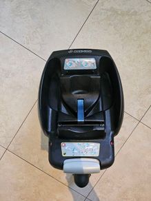 Maxi Cosi baby car seat iso fix fix base
