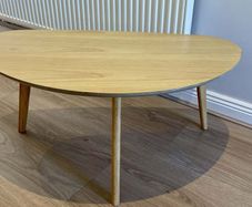 3-legged oak coffee table, SKLUM