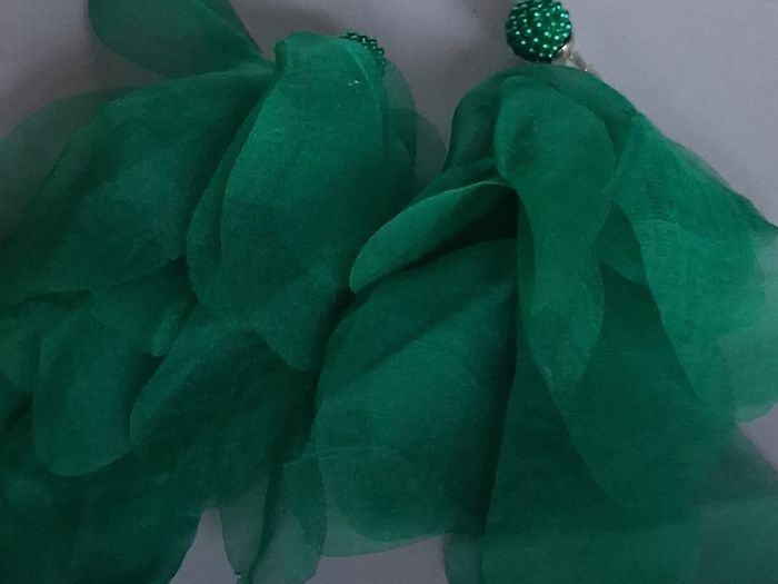 Green Pearl Cluster Stud Glass Inlay Extravagant Chiffon Petal Tassel Earrings