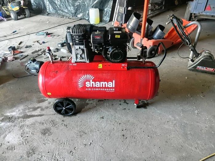 Air compressor