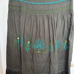 Vila Skirt - Size L