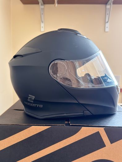 Bogotto H271 Medium Bluetooth Flip up Helmet in Matte Black