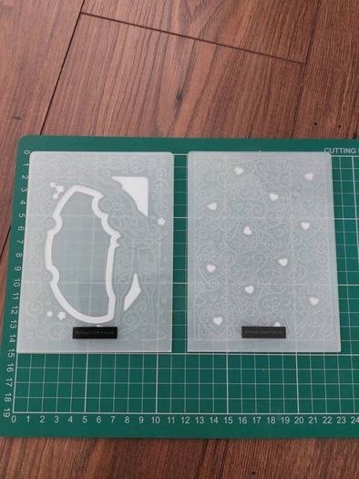 Embossing folders