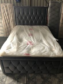 bed frames / divans