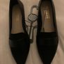 BRAND NEW Ladies Runners / Trainers / Shoes / Flats / Sandals: Size 5 Image 6