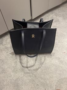 Tommy Hilfiger hand bag