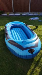 Inflatable boat