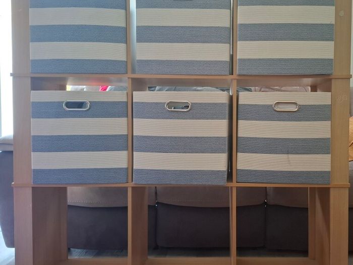 Bookshelf