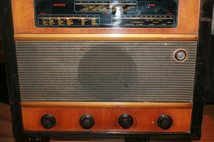 Vintage Murphy Radio  A.218 Works